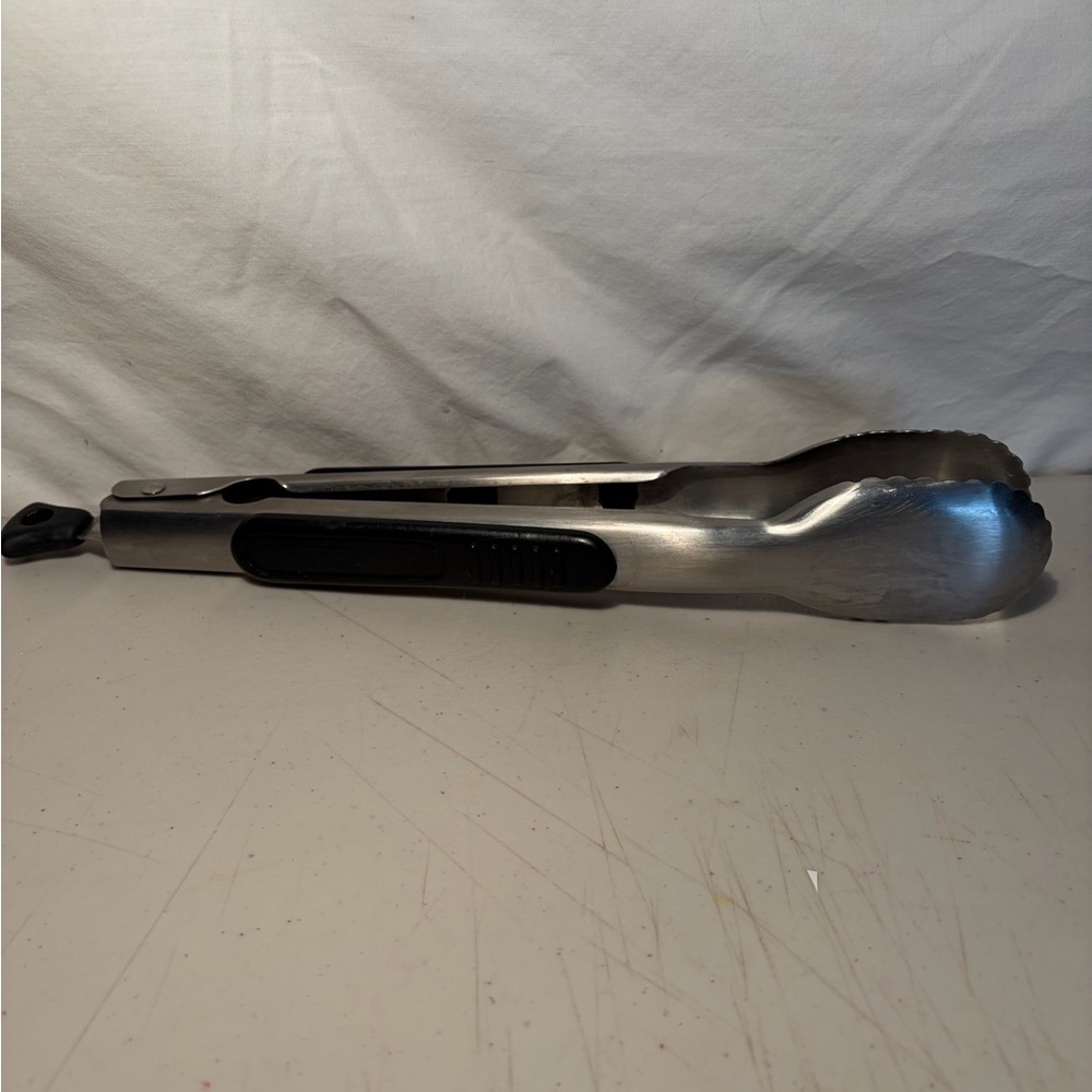 Farbetware Stainless Steel Kitchen Tongs with Black Grip great condition